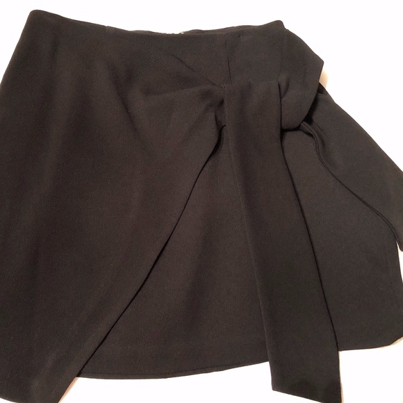 Wilfred Black Skirt - Picture 1 of 2
